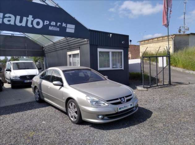 Peugeot 607 2,7