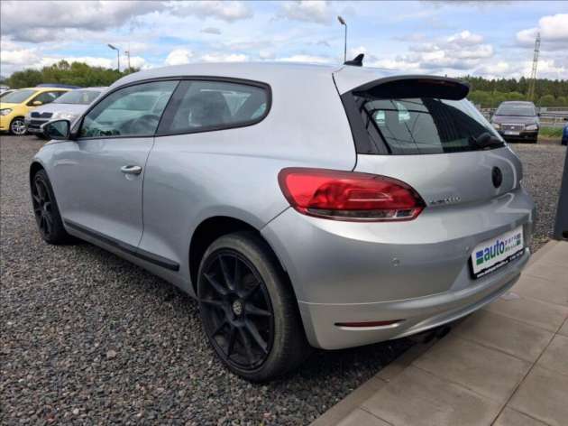 Volkswagen Scirocco 0,0 2.0 TDi, kůže