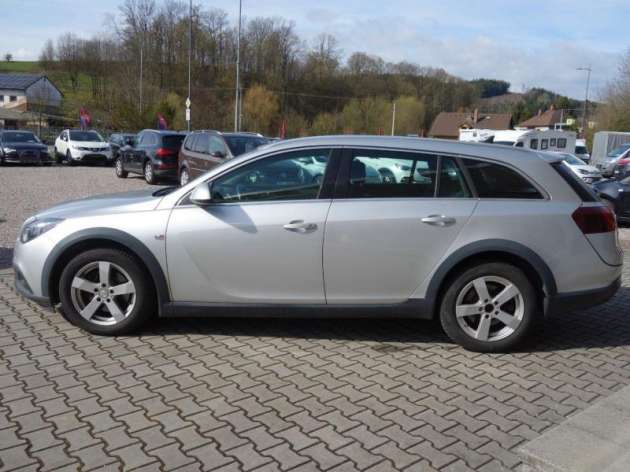 Opel Insignia 2.0CDTI 120kW 4X4 SPORTSTOURER