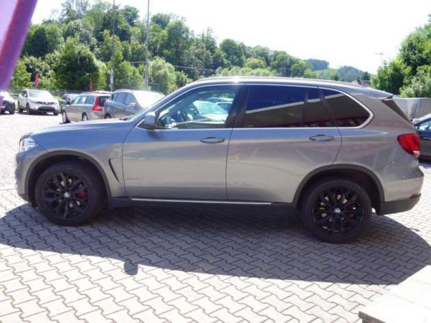 BMW X5 30d XDRIVE 190kW -ČR-TAŽ.ZAŘ.