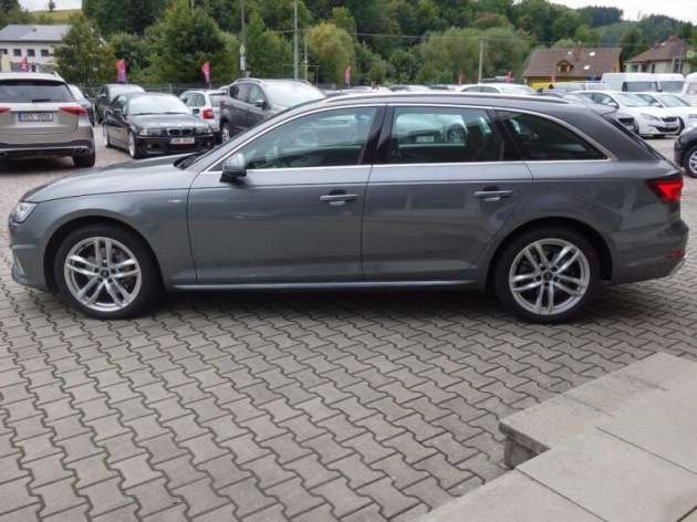 Audi A4 2.0TDI 140kW QUATTRO S-LINE