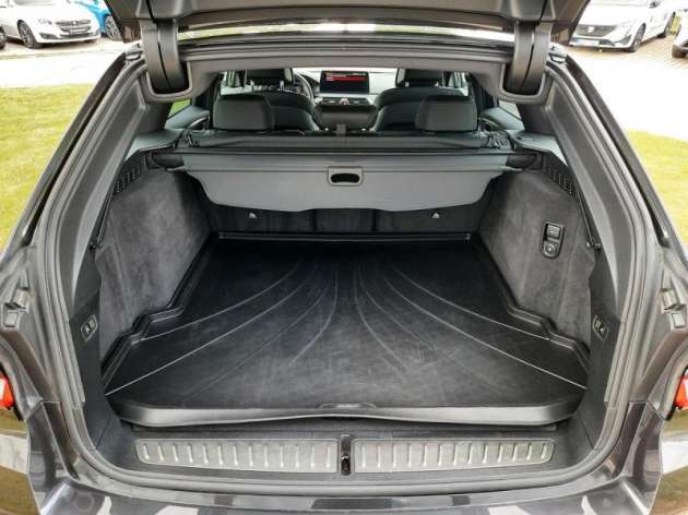 BMW Řada 5 530d xDrive M Sport Tourin