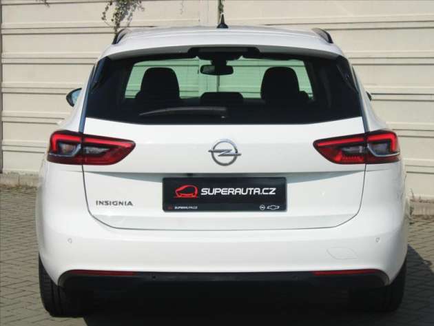 Opel Insignia 2,0 CDTi 125kW AT Edition ČR 1