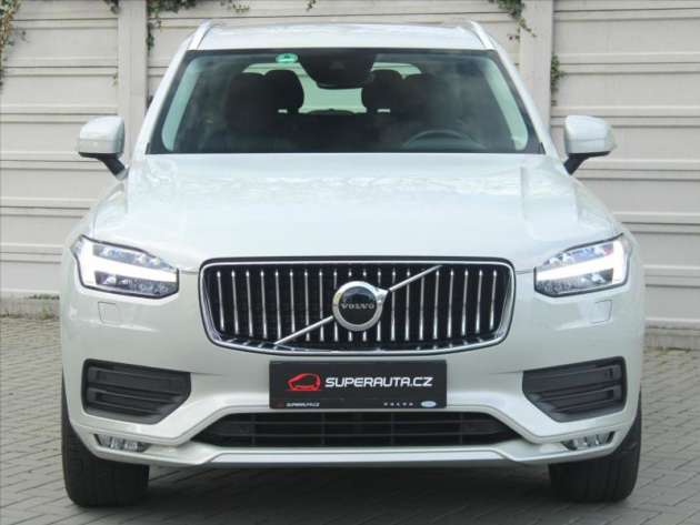 Volvo XC90 2,0 B5 AWD Momentum Pro 7míst