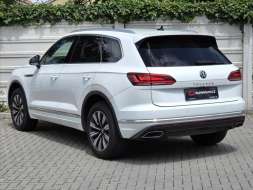 Volkswagen Touareg 3,0 TDi 210kW 4M Eleg.Vent.sed
