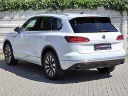 Volkswagen Touareg 3,0 TDi 210kW 4M Eleg.Vent.sed