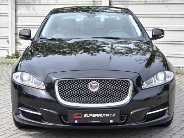 Jaguar XJ 3,0 250kW Kompr.AWD Premium Lu