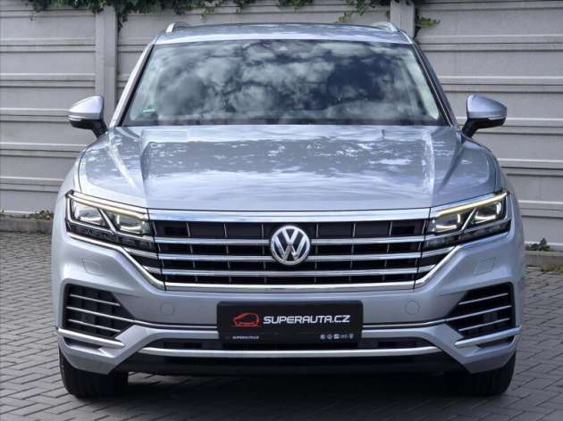Volkswagen Touareg 3,0 TDi 210kW Atmosphere ČR 1.