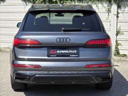 Audi Q7 3,0 50TDi S-line TZ ČR 1.maj T