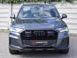 Audi Q7 3,0 50TDi S-line TZ ČR 1.maj T