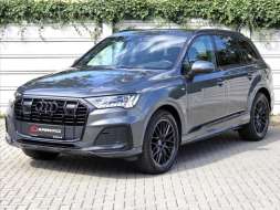 Audi Q7 3,0 50TDi S-line TZ ČR 1.maj T