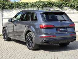 Audi Q7 3,0 50TDi S-line TZ ČR 1.maj T