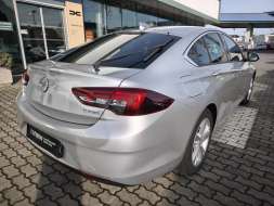 Opel Insignia 2018 1.5T 121kW ČR 1.MAJITEL