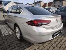 Opel Insignia 2018 1.5T 121kW ČR 1.MAJITEL