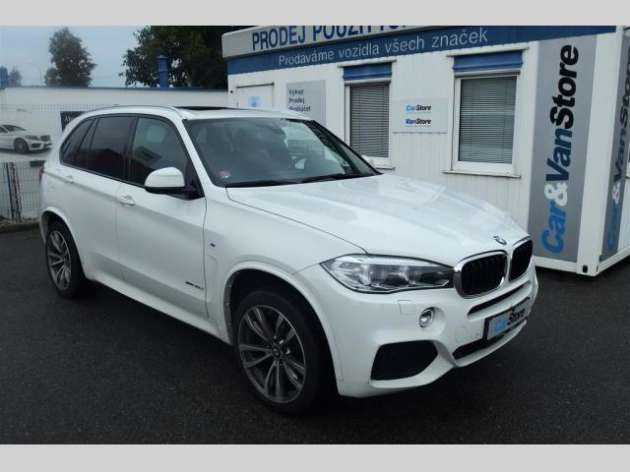 BMW X5 3.0 xDrive M paket ČR 1.maj