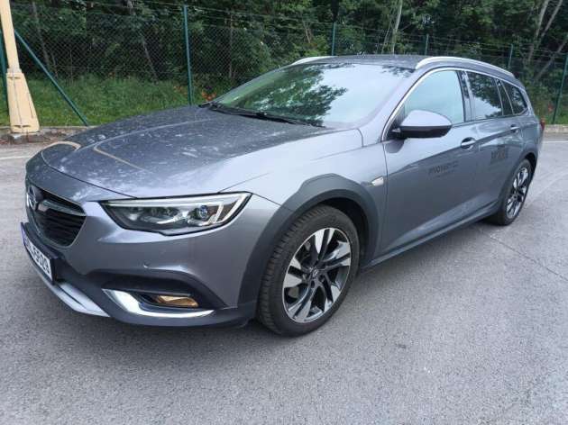 Opel Insignia 