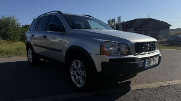 Volvo XC90 2.4 D5 MANUÁL 120KW HEZKÝ STAV