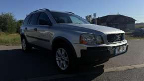 Volvo XC90 2.4 D5 MANUÁL 120KW HEZKÝ STAV