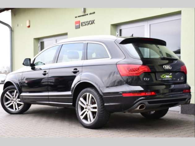 Audi Q7 3.0TDi Q S-LINE