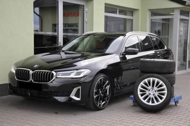 BMW Řada 5 530d xD LUXURY ZÁRUKA LASER