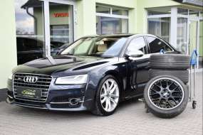 Audi S8 PLUS 4.0TFSI MAX VÝBAVA 2xKOLA