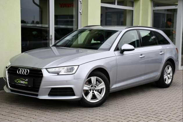 Audi A4 2.0TDi NAVI AUT.A/C PO SERVISE
