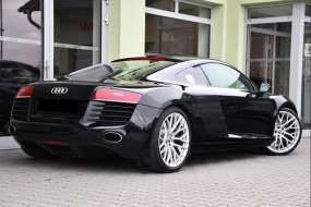 Audi R8 4.2FSI V8 QUATTRO REZERVACE