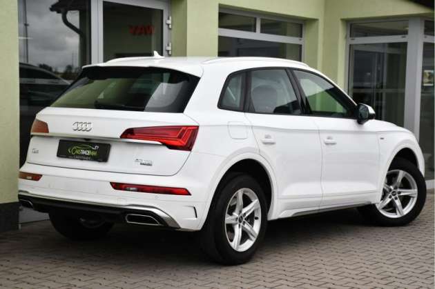 Audi Q5 40TDi QUATTRO S-LINE