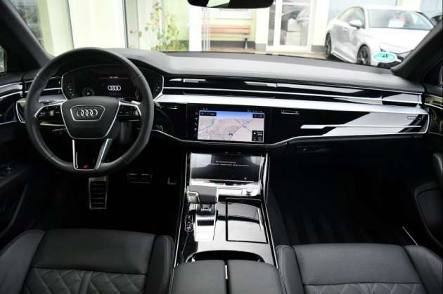 Audi A8 50 TDI L QUATTRO 3L-ZÁRUKA 1M