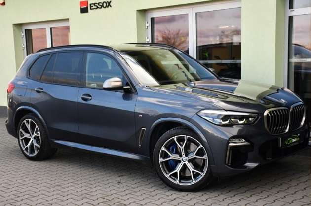 BMW X5 M50d ZÁRUKA TAŽNÉ HUD H/K ČR