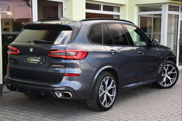 BMW X5 M50d ZÁRUKA TAŽNÉ HUD H/K ČR