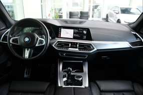 BMW X5 M50d ZÁRUKA TAŽNÉ HUD H/K ČR