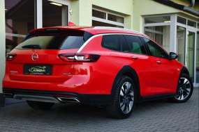 Opel Insignia 2.0CDTi COUNTRY TOURER 4X4 ČR