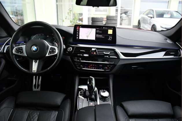 BMW Řada 5 540d xD INDIVIDUAL LASER ČR 1M
