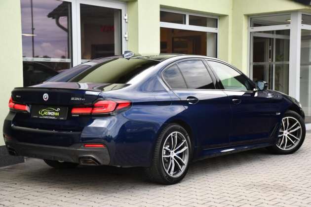 BMW Řada 5 530e PHEV MSPORT xD HUD 98%SoH
