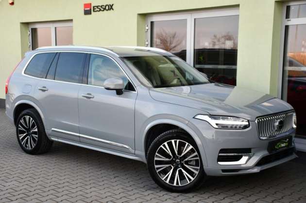 Volvo XC90 T8 AWD RECHARGE 7MÍST 1M 2PNEU