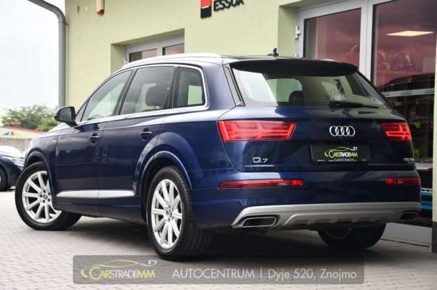 Audi Q7 3.0TDi S-LINE VZDUCH TAŽNÉ ČR