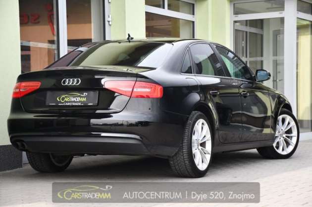 Audi A4 2.0TDi ČR PDC VÝHŘEV