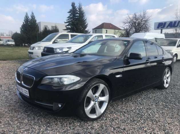 BMW Řada 5 530D 180KW,HUD,AUT.1.MAJ.ČR...