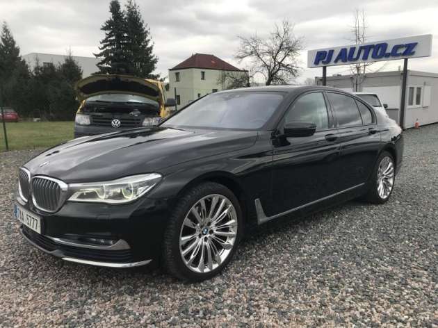 BMW Řada 7 