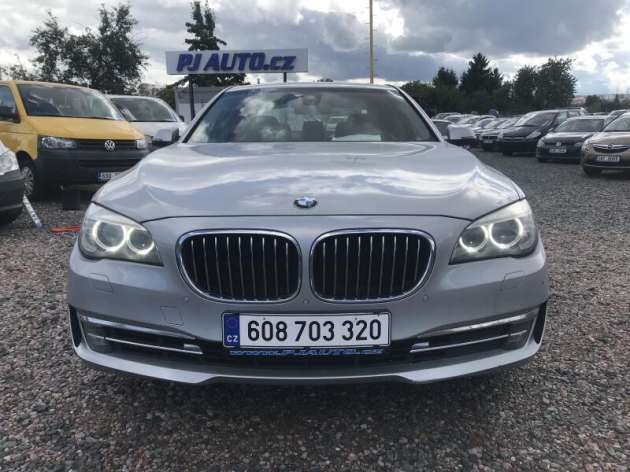 BMW Řada 7 740d X-Drive,Facelift,Hud,ČR..