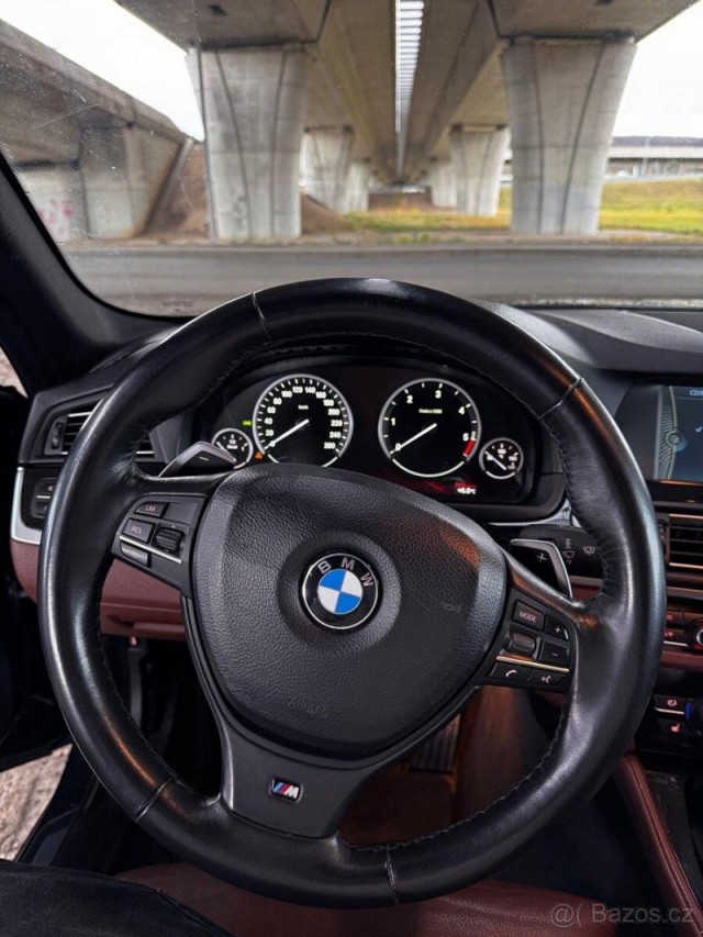 BMW Řada 5 3,0   530d 2011