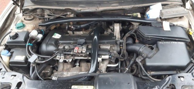 Volvo XC90 2,5   T AWD s LPG
