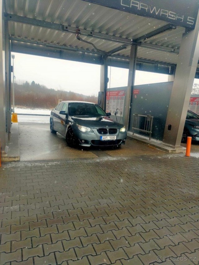 BMW Řada 6 3,0   e60