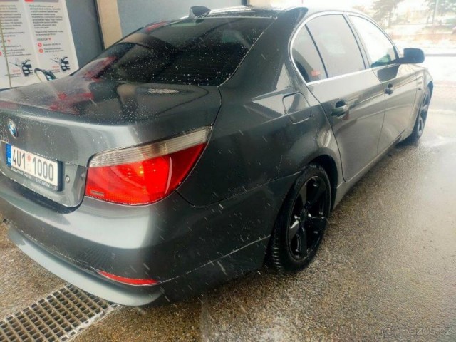BMW Řada 6 3,0   e60