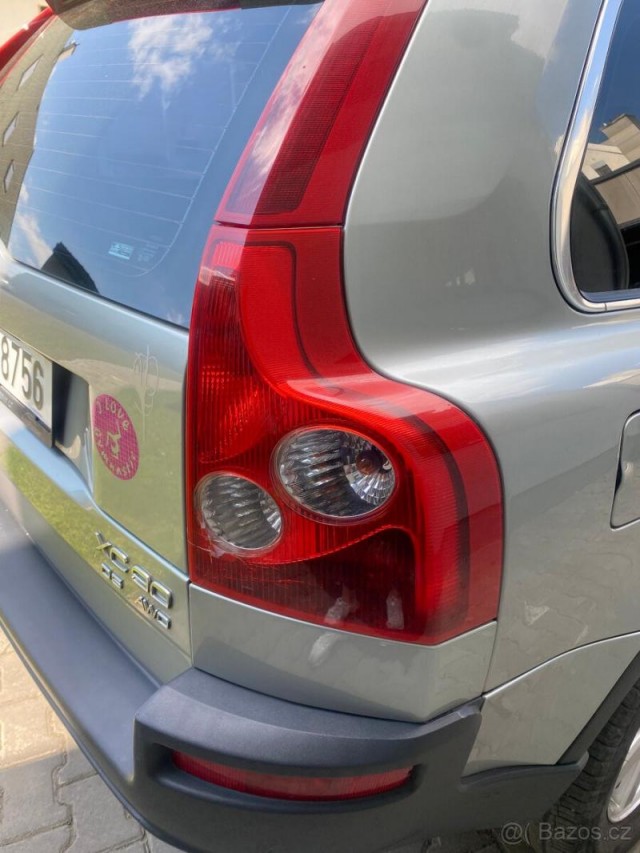 Volvo XC90 2,4   D5 AWD 120 kW 4x4 + zimn