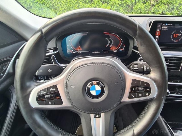 BMW Řada 5 2,0   (G31) xDrive Touring, mi