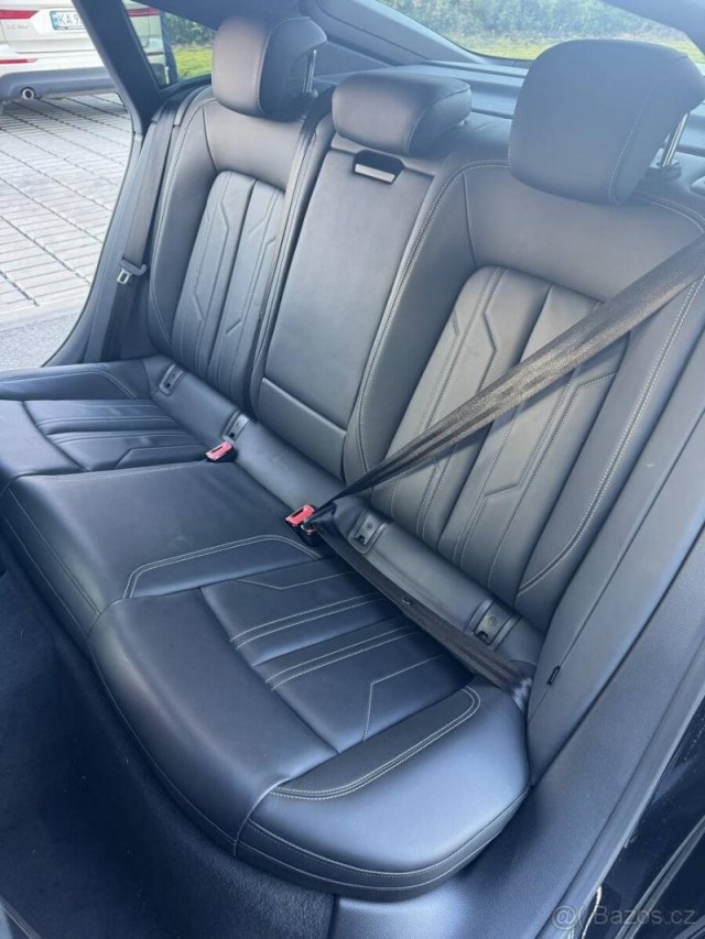 Audi A7 3,0   Slune