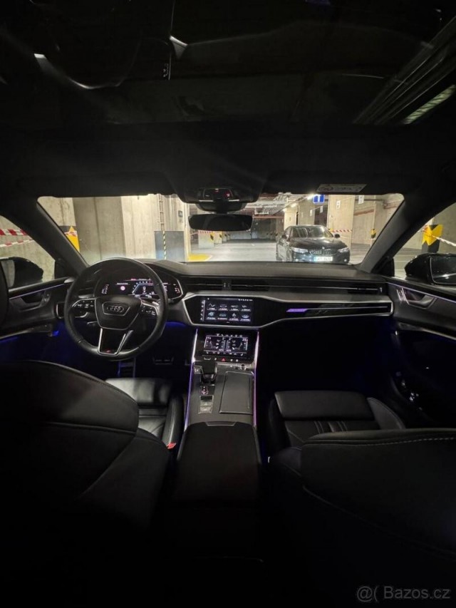 Audi A7 3,0   Slune