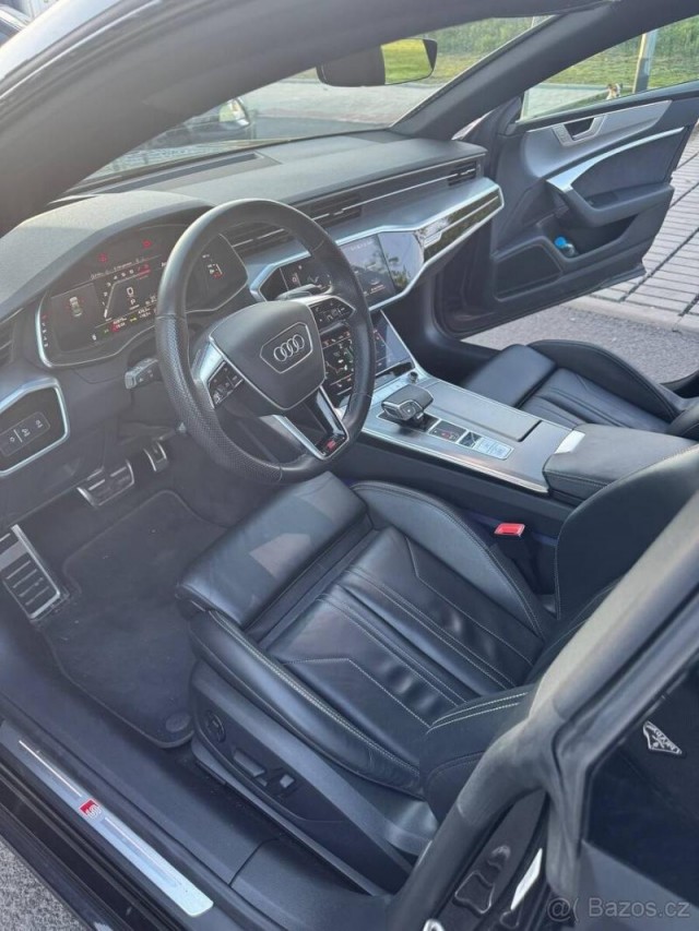 Audi A7 3,0   Slune